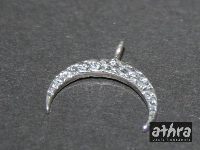 Zawieszka srebrna, róg obfitości młotkowany oksydowana, ROG15/O