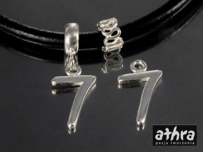 Zawieszka z mosiądzu, posrebrzana cyferka "7", CYF7/S