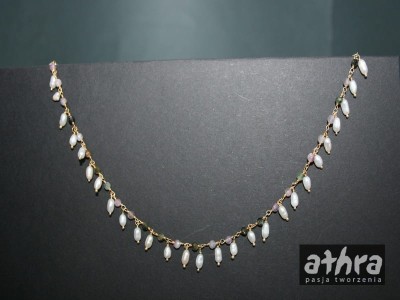 Łańcuszek srebrny z perłami i turmalinami,  PERTUR