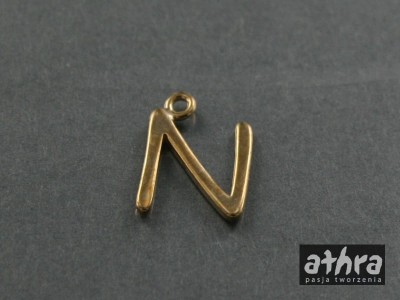 Zawieszka  z mosiądzu,  literka "N", LITN/M