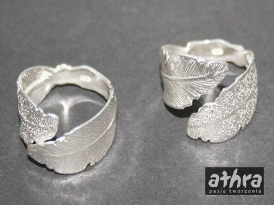 Pierścionek liście regulowany, M32