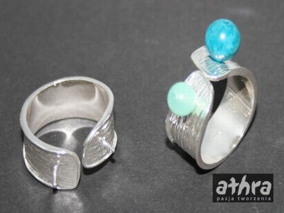 Pierścionek obrączka regulowana z bolcami, M64/2