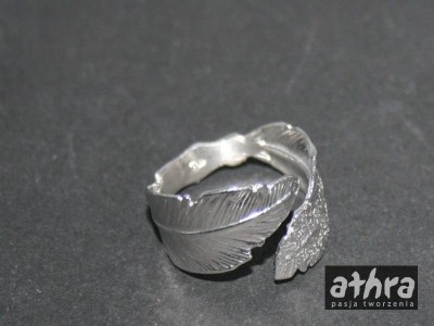 Pierścionek oksydowany regulowany, M32/O