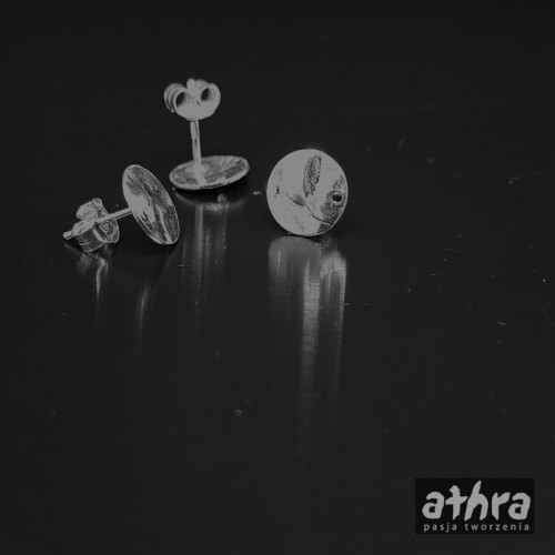 www_athra_pl_SM6510 koło młotkowane sztyft z dziurką do podwieszenia