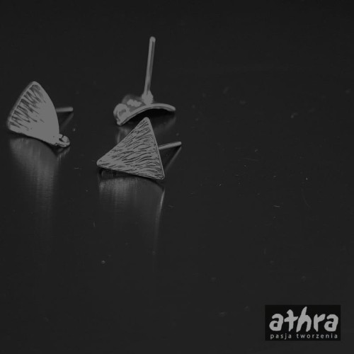 www_athra_pl_SZTT12O sztyft trójkąt drapany do podwieszenia