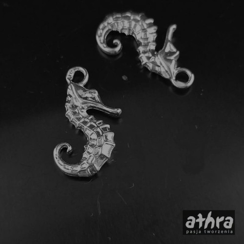 www_athra_pl_ZL117 zawieszka srebrna konik morski