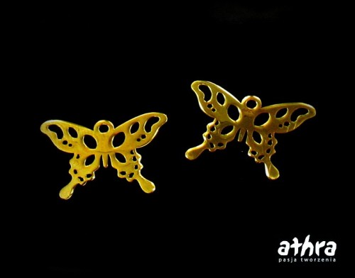 www_athra_pl_LS165/D zawieszka laserowo wycinana pozłacana motyl