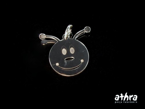 www_athra_pl_LS01/R zawieszka emoticon, laserowo wycinana rodowana