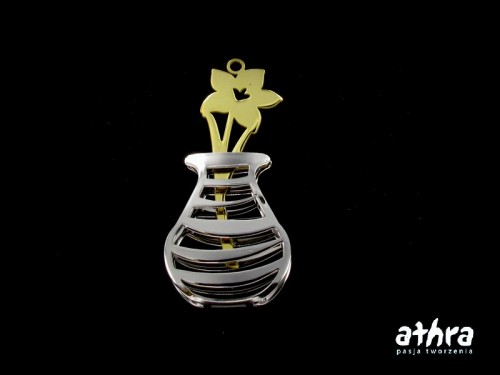 www_athra_pl_KC839/020/R wazon z kwiatem laserowo wycinany zawieszka