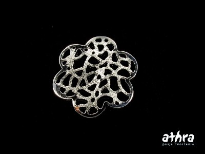 Zawieszka laserowo wycinana, kwiat, rodowana, OR1705/R