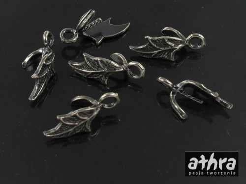 www_athra_pl_ZWB151/O  zawieszka oksydowana  w kształcie   listka  z bolcem pod mały kamień Ag 925