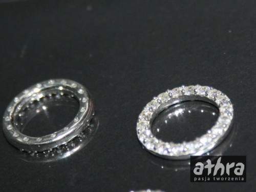 www_athra_pl_K16 kółko srebrne z cyrkoniami