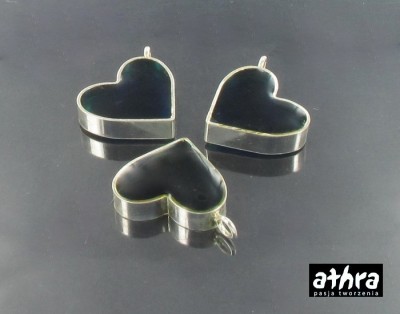 Serce srebrne wypełnione emalią zielone