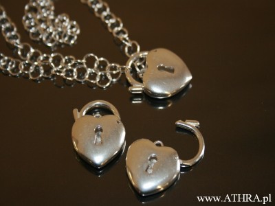 Zapięcie ozdobne w kształcie serca-kłódki, gładkie, CH325