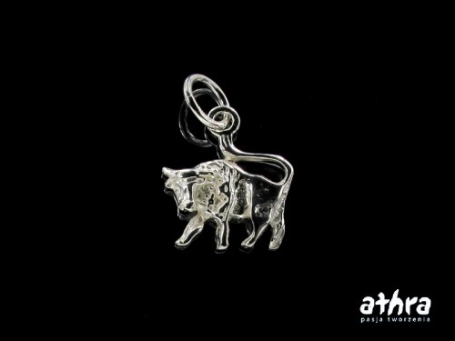www_athra_pl_ZOD5 srebrna zawieszka z kółkiem znak zodiaku BYK