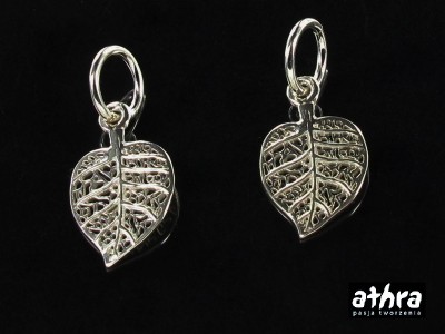 Zawieszka srebrna, listek, ZL215