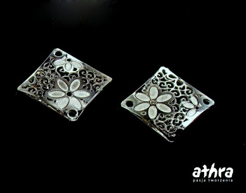 www_athra_pl_LS179 zawieszka laserowo wycinana przestrzenna rodowana