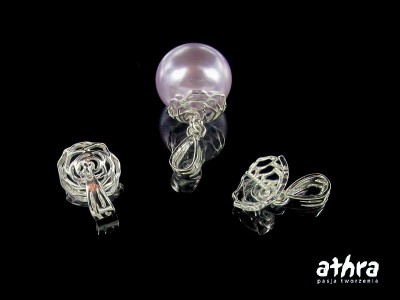 Zawieszka do wisiora krawatka, ażurowa z bolcem, KRB18/11