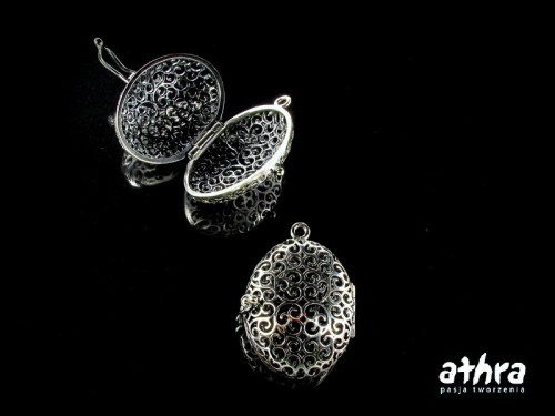 www_athra_pl_ZABR6/O zawieszka srebrna oksydowana element otwierany