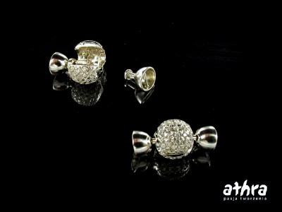 Zapięcie ozdobne do korali, kulka z cyrkoniami,  ZK11